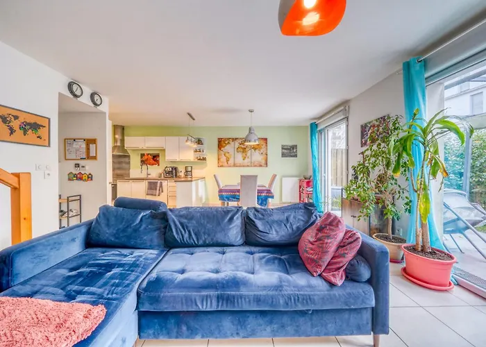 Bright House Ideal For Exploring Bordeaux
